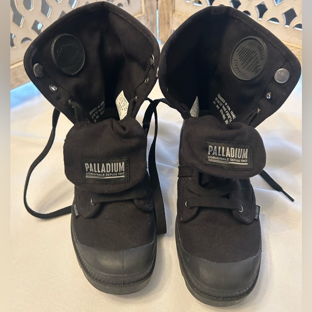 Palladium Black Ankle Tie Up Boots